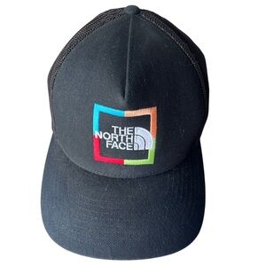 North Face Flex Fit‎ Mesh Back Black Hat